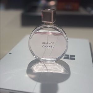CHANEL Chance Eau Tendre Light Pink Fragrance Bottle